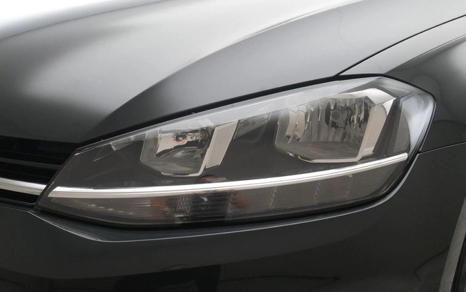 Volkswagen Golf cena 50899 przebieg: 105899, rok produkcji 2019 z Warszawa małe 137